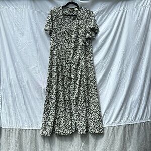 Levi’s Ditsy Daisy Button Down Dress